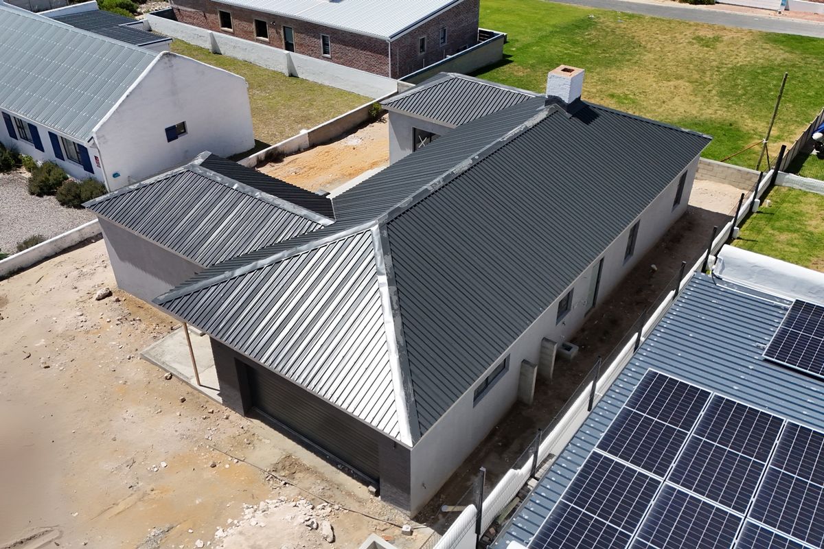 Brand New Home Nearing Completion - Photo 4