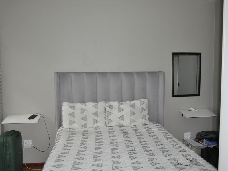 A 1-bedroom ground-floor apartment is currently available at Glen Acres Park Estate in Midrand - Photo 9
