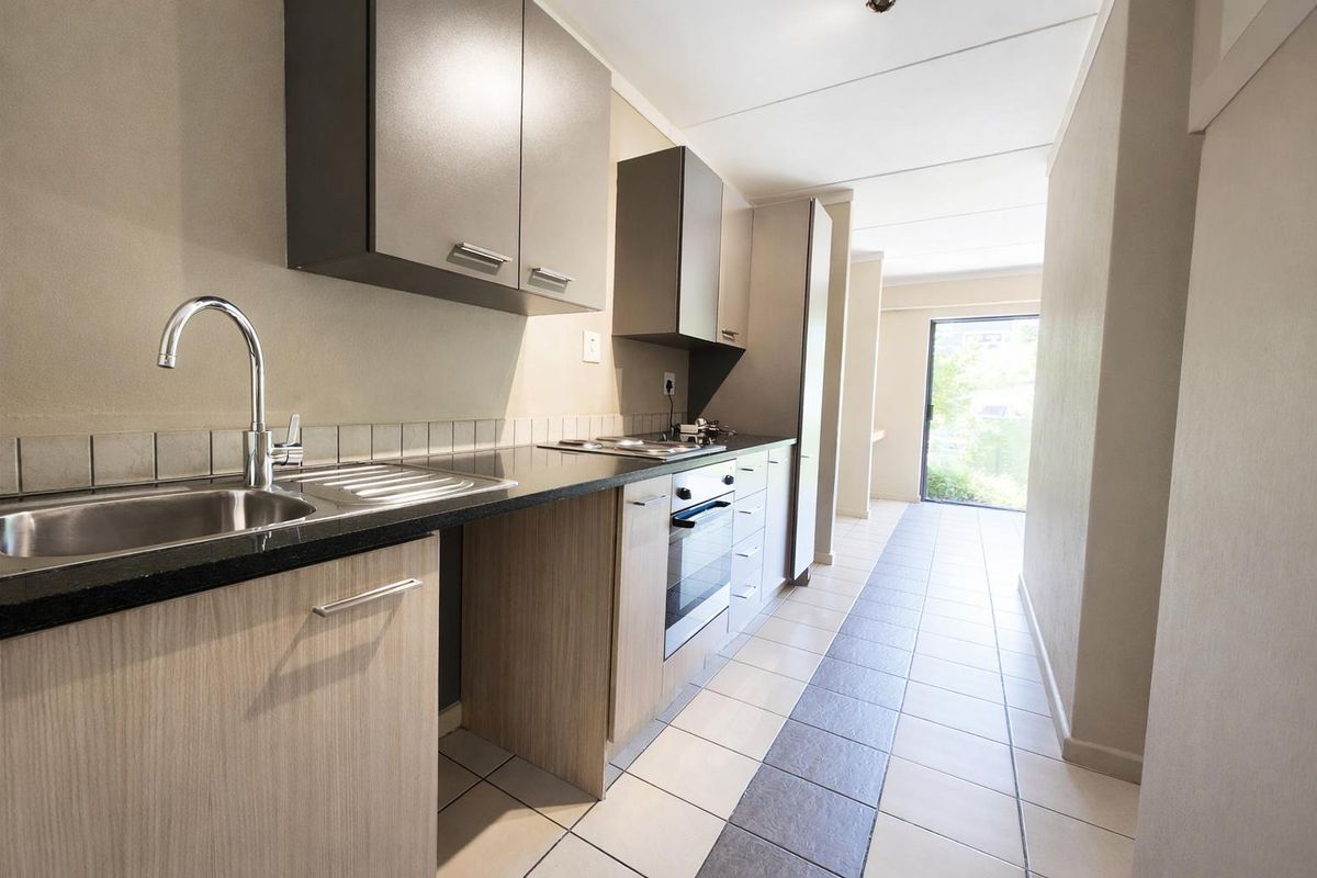 Charming Garden Apartment in The Paddocks, Dainfern – Ideal Investment or First Home - Photo 4