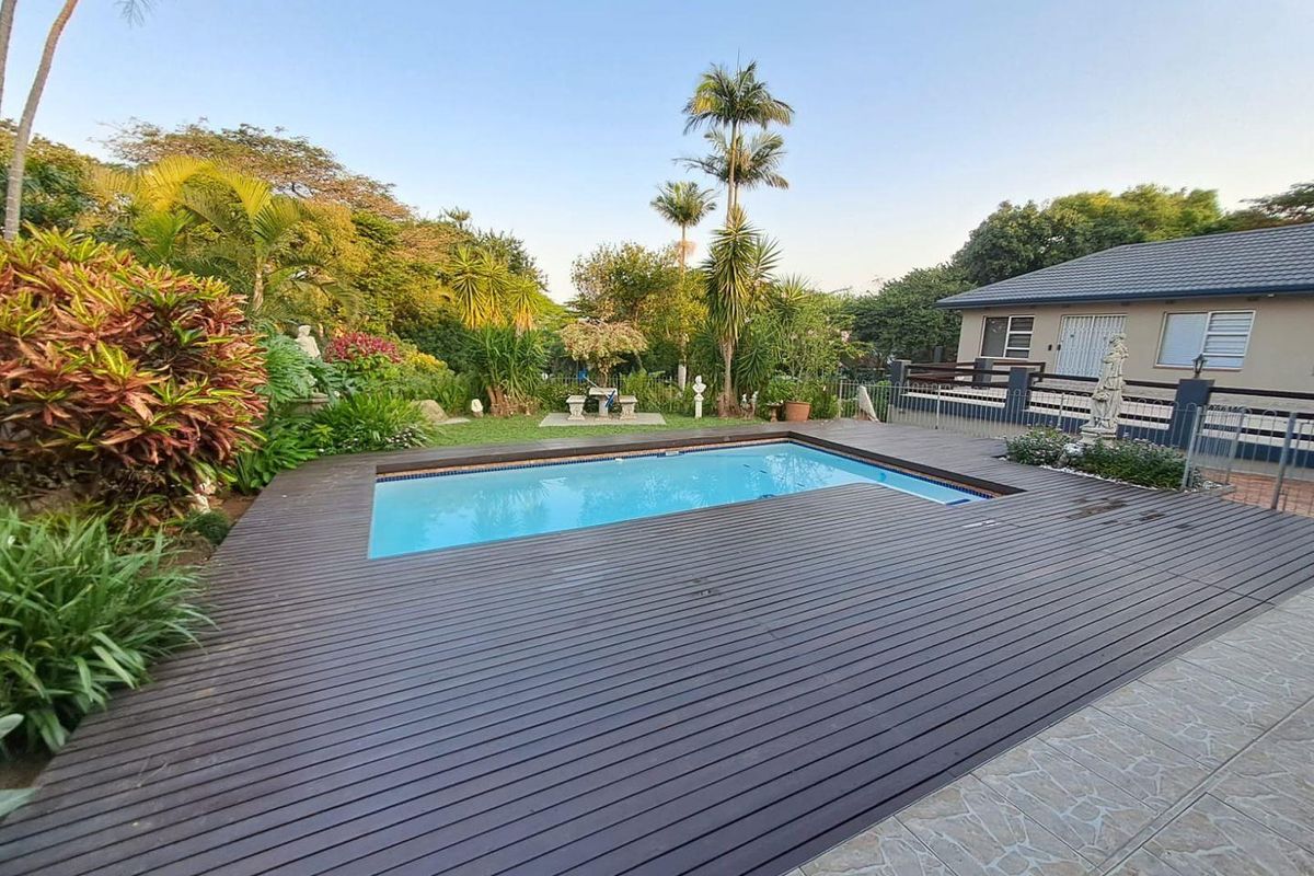 5 bedroom House with Self contained Flat for Sale - Photo 4