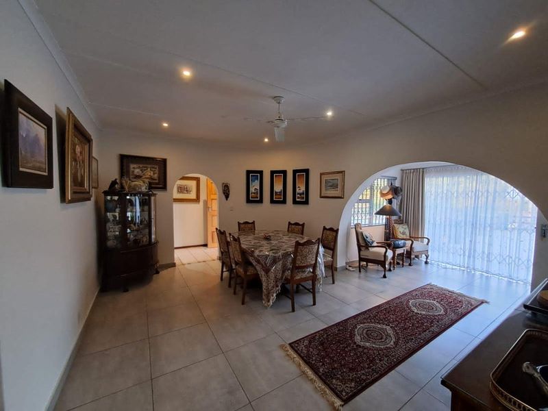 5 bedroom House with Self contained Flat for Sale - Photo 5