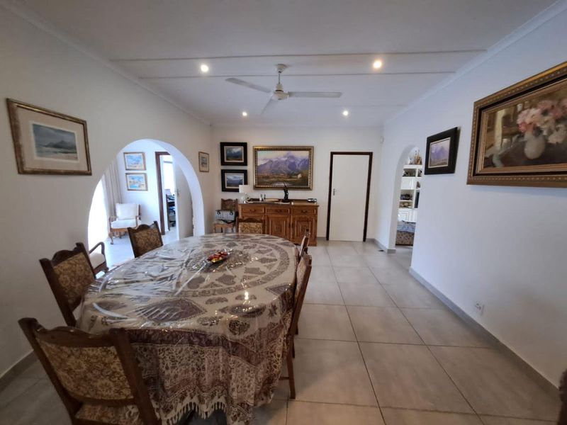 5 bedroom House with Self contained Flat for Sale - Photo 6