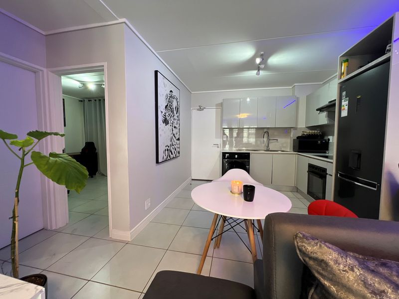 Modern Ground Floor Unit in Secure Mooikloof Smart City Estate - Photo 7