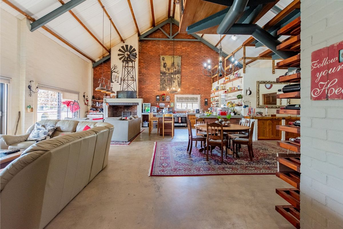 Where Country Charm Meets Coastal Living - Photo 2