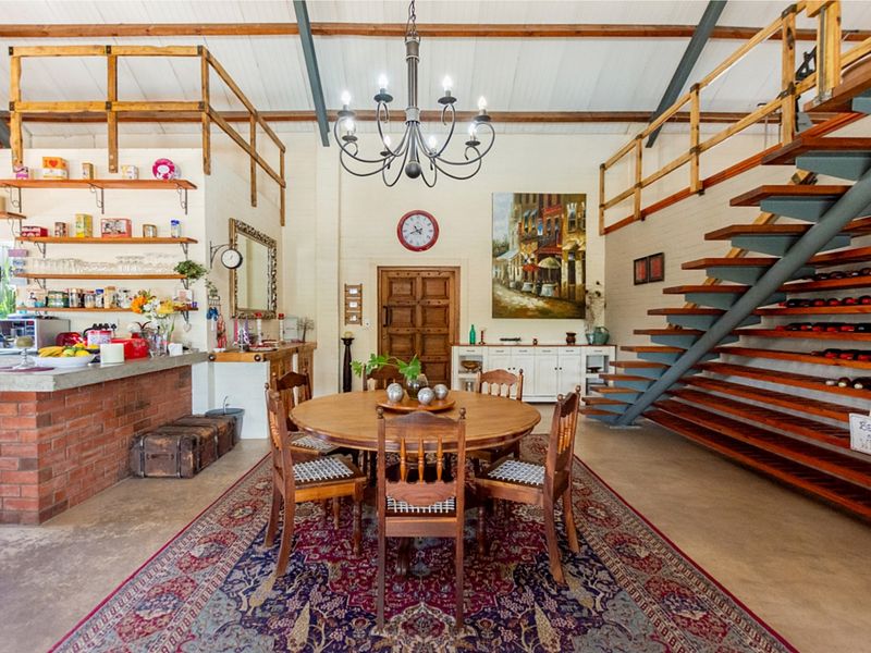 Where Country Charm Meets Coastal Living - Photo 3