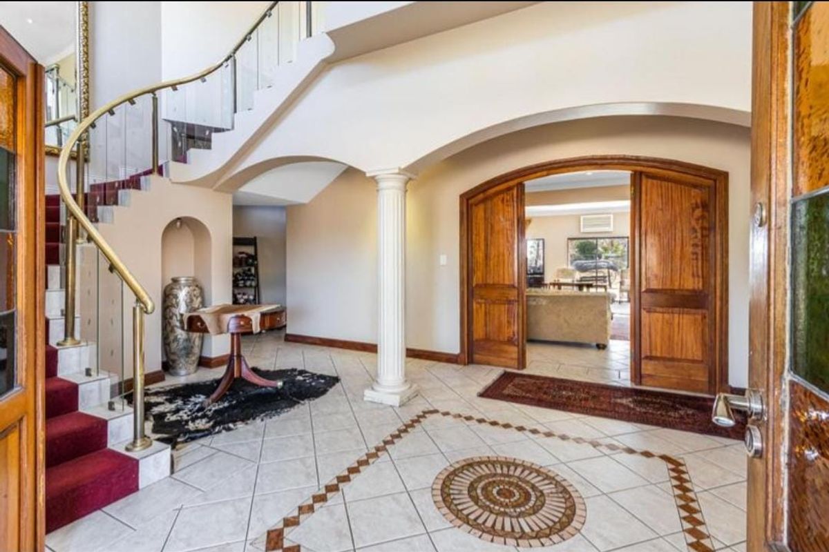 A once in a lifetime opportunity!! 2 stands consolidated as one - Photo 4