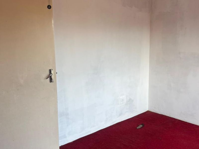 3 bedroomed house  to rent - Photo 3