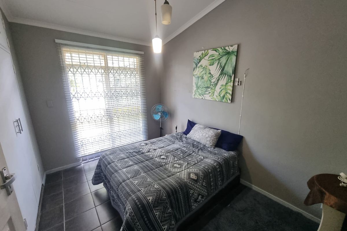 Centrally Located 2-Bedroom Townhouse for Sale in Secunda - Photo 2