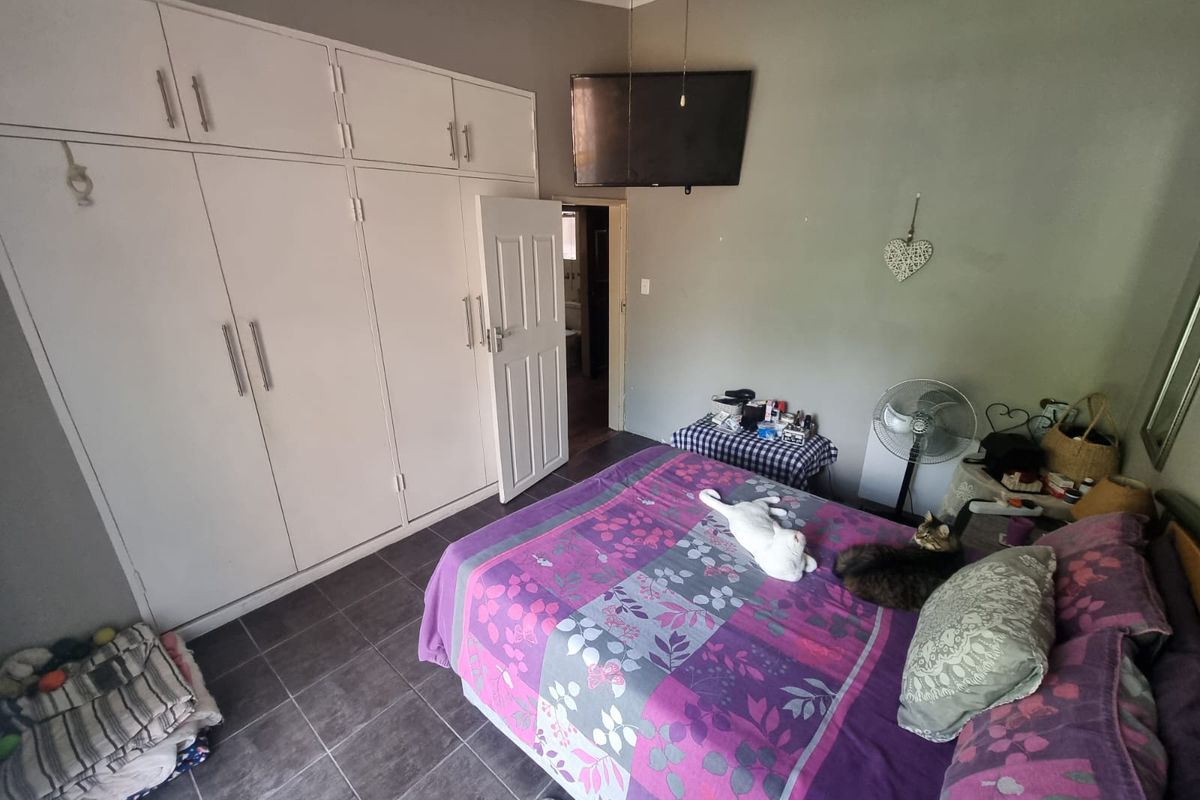 Centrally Located 2-Bedroom Townhouse for Sale in Secunda - Photo 3