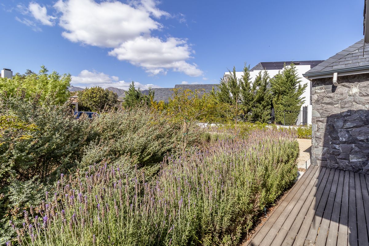 Exquisite 4 Bedroom House For Sale in Pearl Valley - Photo 3