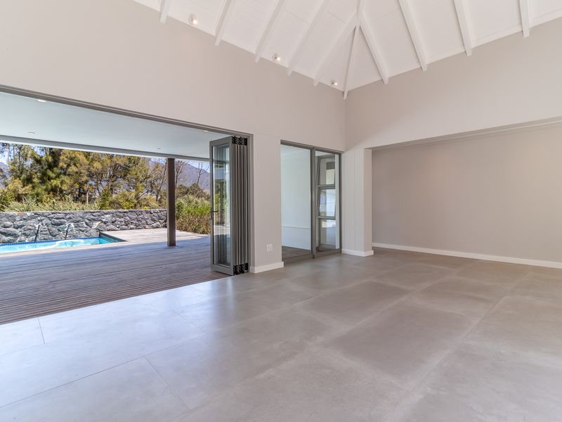 Exquisite 4 Bedroom House For Sale in Pearl Valley - Photo 10