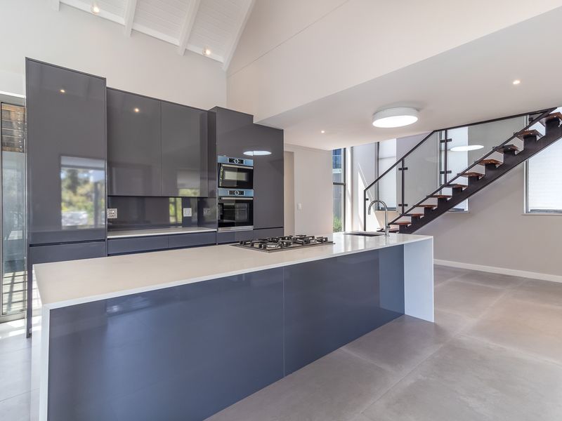 Exquisite 4 Bedroom House For Sale in Pearl Valley - Photo 7