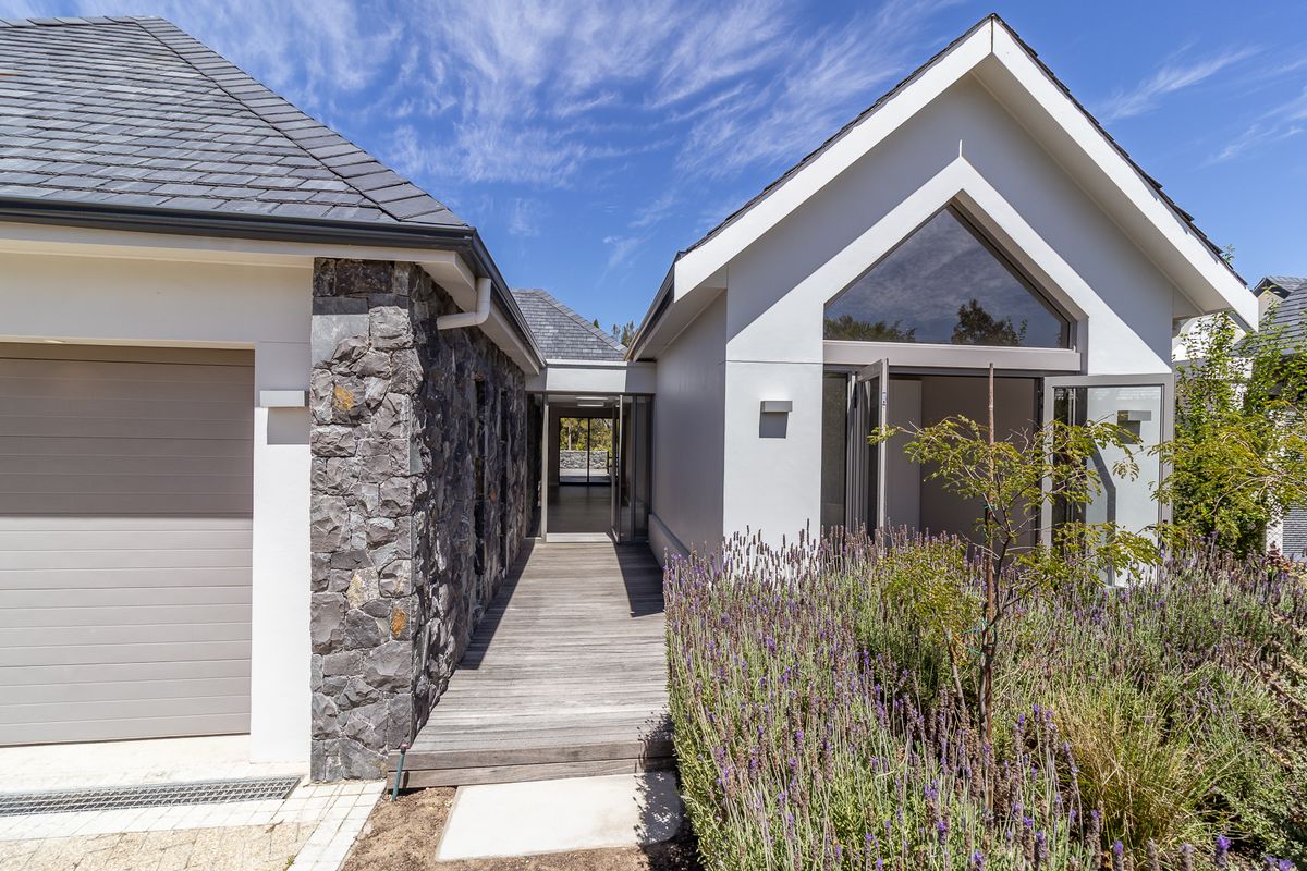 Exquisite 4 Bedroom House For Sale in Pearl Valley - Photo 4