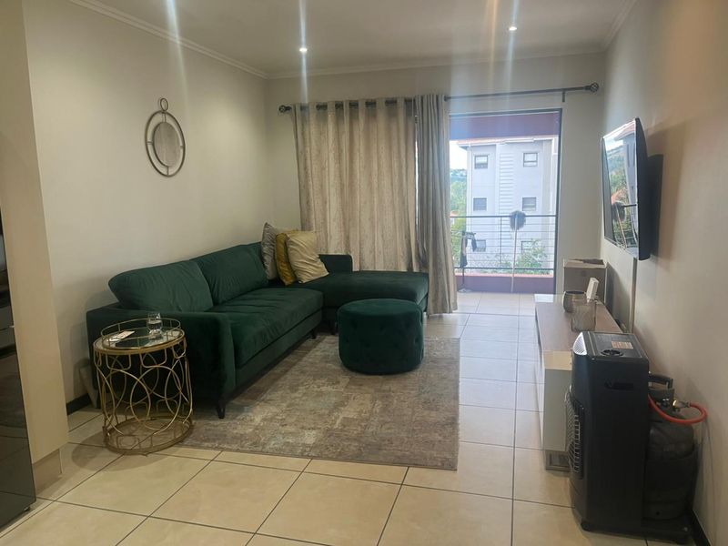 Scenic & Stylised 1 Bedroom Apartment in Laguna Estate - Barbeque Downs - Photo 2