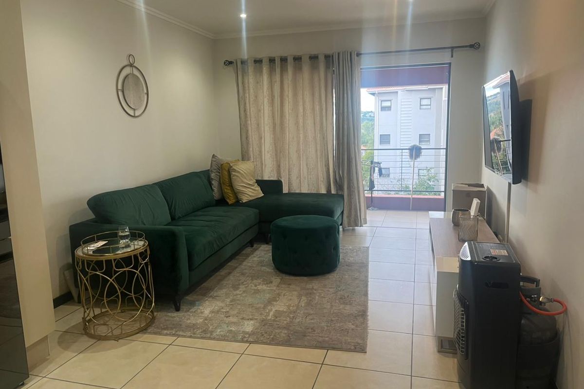 Scenic & Stylised 1 Bedroom Apartment in Laguna Estate - Barbeque Downs - Photo 2