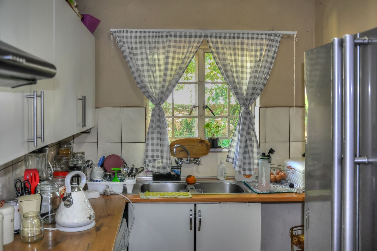 Ground-Floor Tranquillity – 2-Bedroom Apartment in Erand Gardens - Photo 4