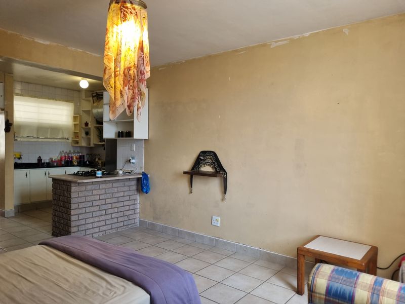 Diamond in the rough - Photo 2