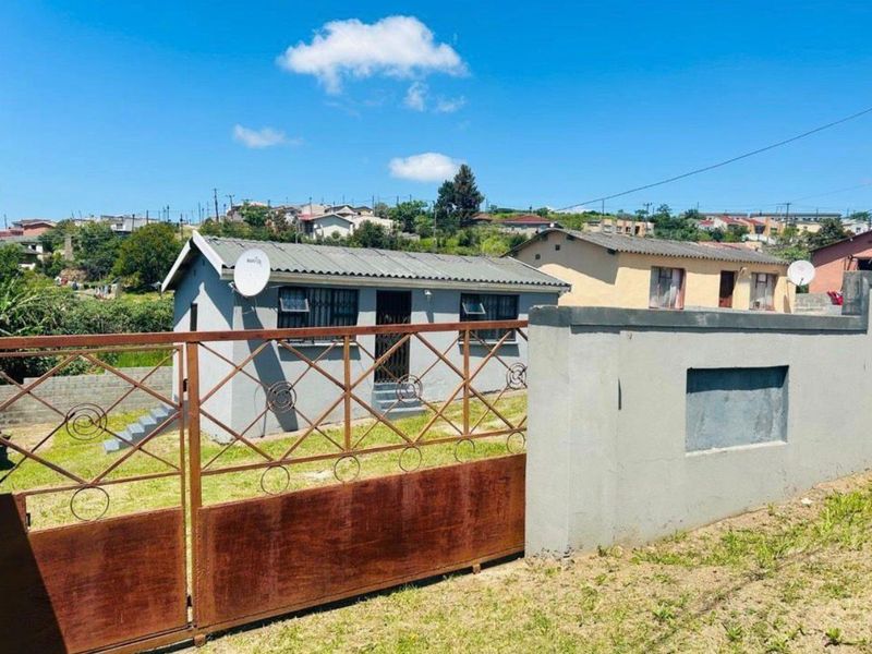 Modern and Spacious Family Home for Sale in Mdantsane NU14 - Photo 2