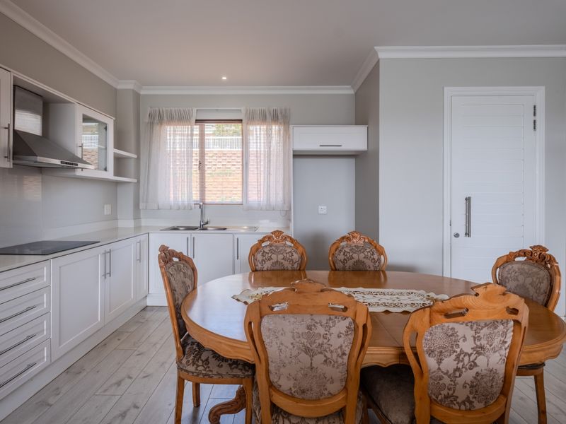 Retirement Living with Peace of Mind and Active Lifestyle - Photo 2