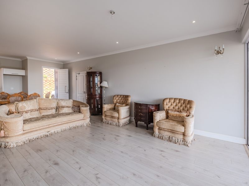 Retirement Living with Peace of Mind and Active Lifestyle - Photo 5