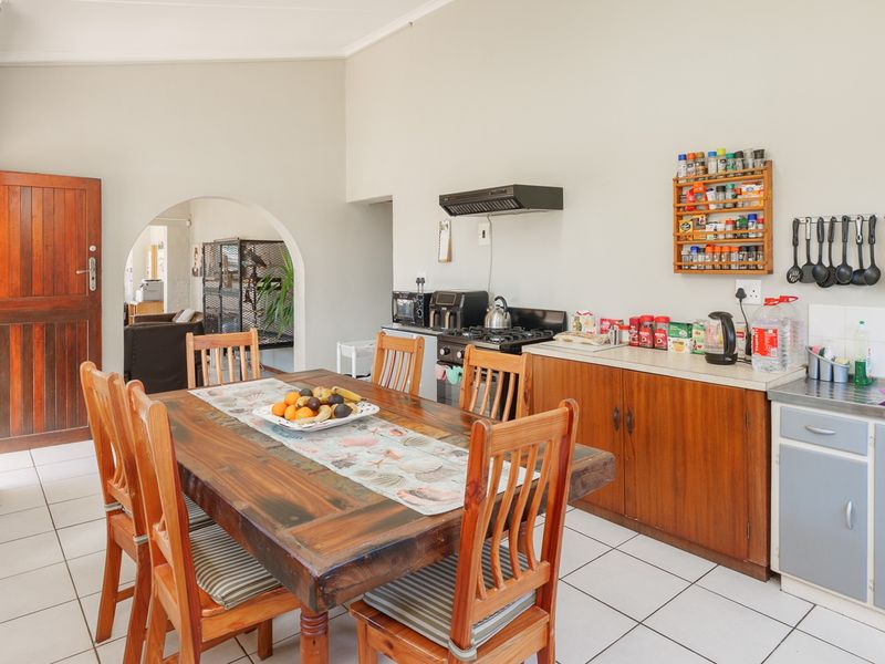 A Hidden Gem in a Prime Struisbaai Location! - Photo 6