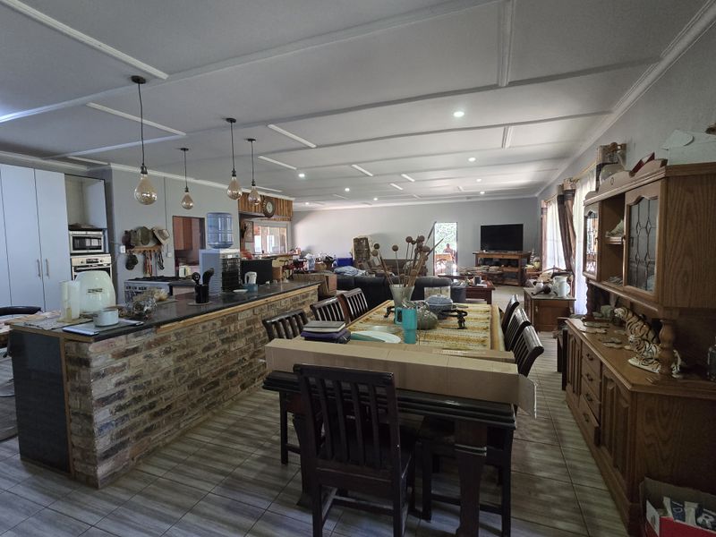 Smallholding for Sale in Louisrus - Photo 10