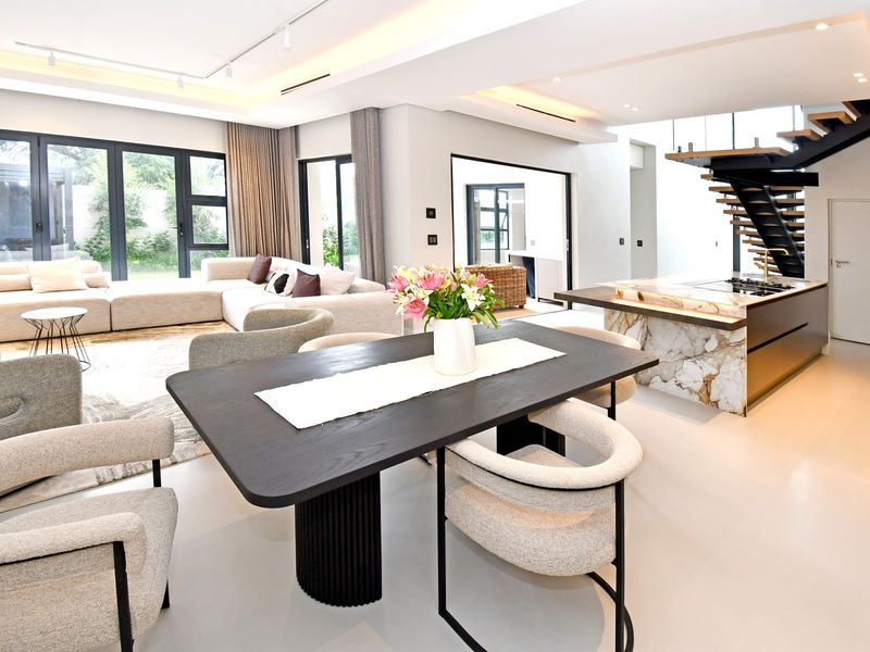A Statement of Modern Minimalist Luxury in Exclusive Hildays Estate - Photo 9