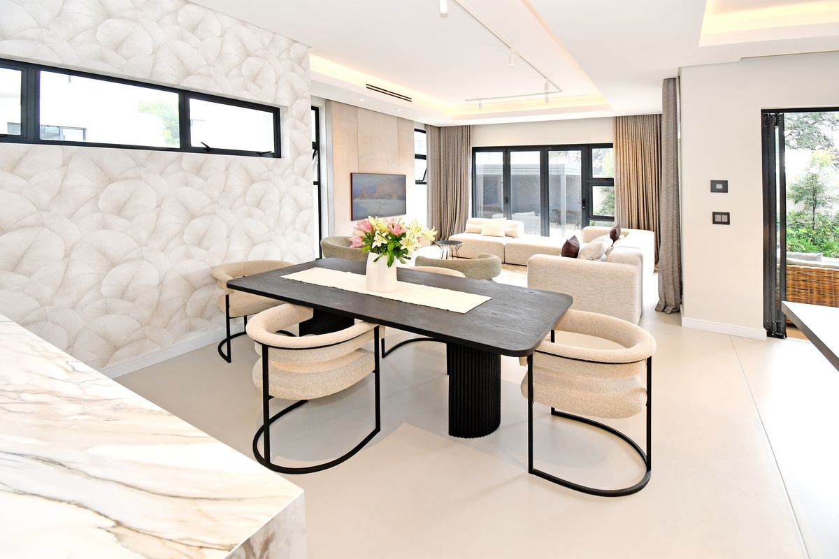 A Statement of Modern Minimalist Luxury in Exclusive Hildays Estate - Photo 5