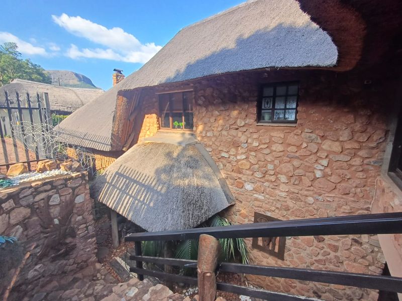 Urgent Sale of the Iconic " Out of Africa" Home in Kosmos - Photo 3