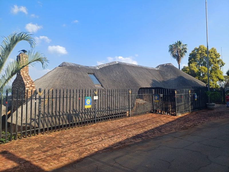 Urgent Sale of the Iconic " Out of Africa" Home in Kosmos - Photo 2