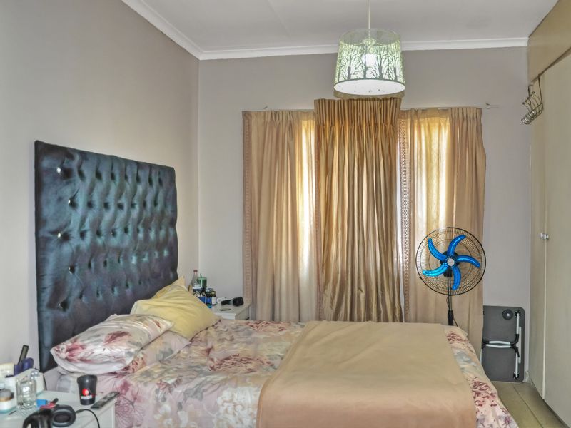 Charming & Versatile 3-Bedroom Home - Photo 9