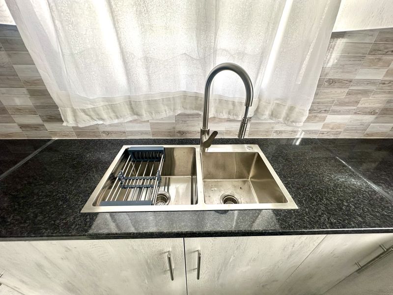 Brand New, Modern Home - Photo 8