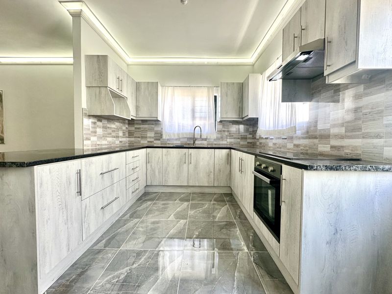 Brand New, Modern Home - Photo 7