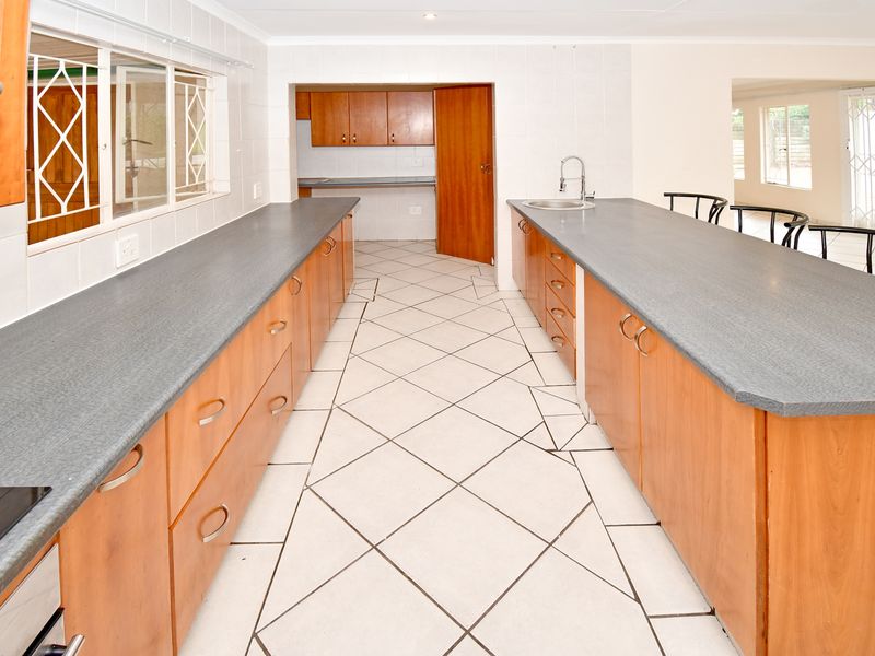 Luxurious 4 Bedroom Dream Home for  Sale in Vorna Valley. - Photo 6