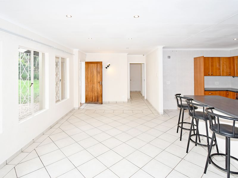 Luxurious 4 Bedroom Dream Home for  Sale in Vorna Valley. - Photo 4