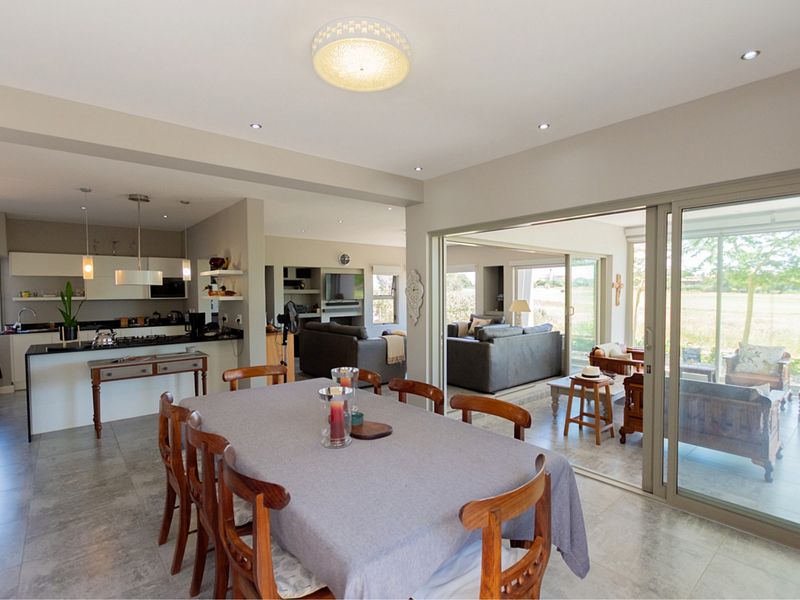 Stylish Double-Storey Residence Overlooking the 2nd Fairway - Photo 9