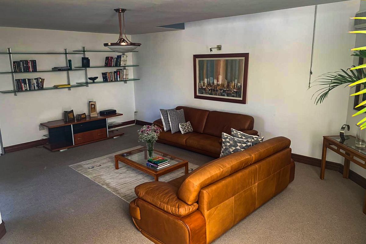 A Hint of the Mediterranean. - Photo 5