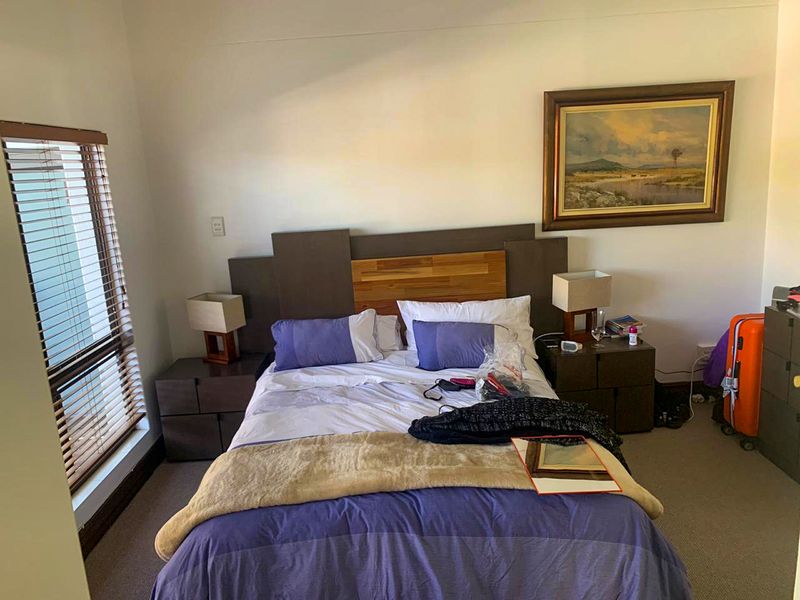 A Hint of the Mediterranean. - Photo 8