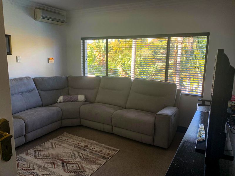 A Hint of the Mediterranean. - Photo 6