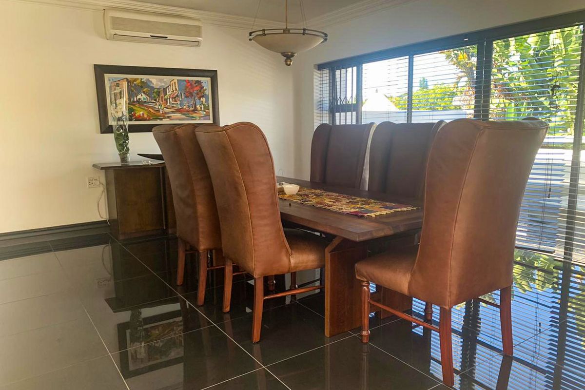 A Hint of the Mediterranean. - Photo 3