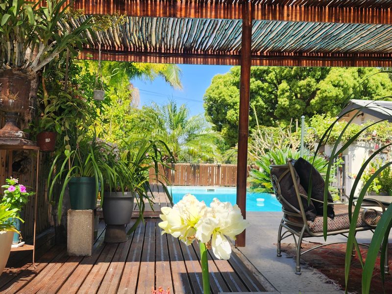 Exceptional Opportunity: 4-Bedroom Home with Operating Business in Tourist Hotspot - Photo 6