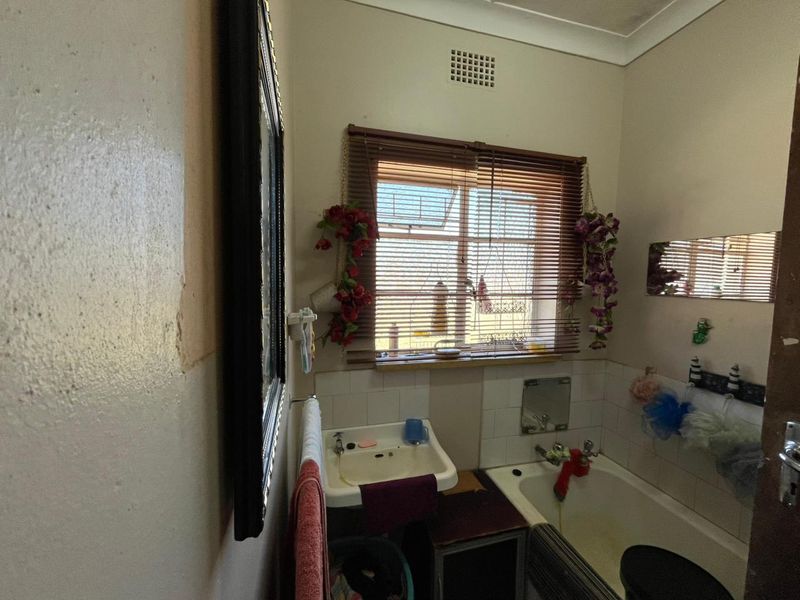 Move-In Ready Gem with Big Yard and Great Potential! - Photo 8