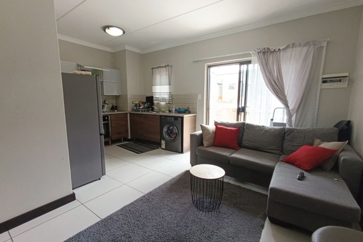 Move-In Ready: Modern 1-Bed Ground Floor Apartment in Dekko Heights - Photo 5