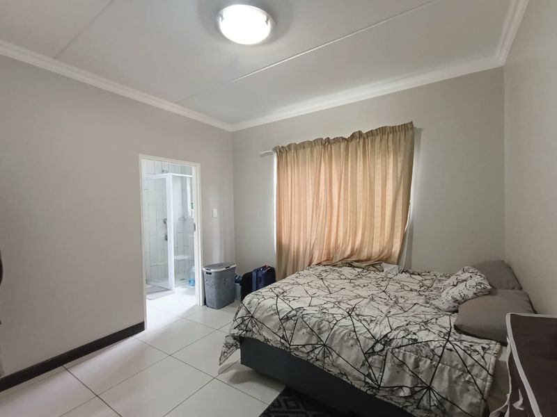 Move-In Ready: Modern 1-Bed Ground Floor Apartment in Dekko Heights - Photo 10