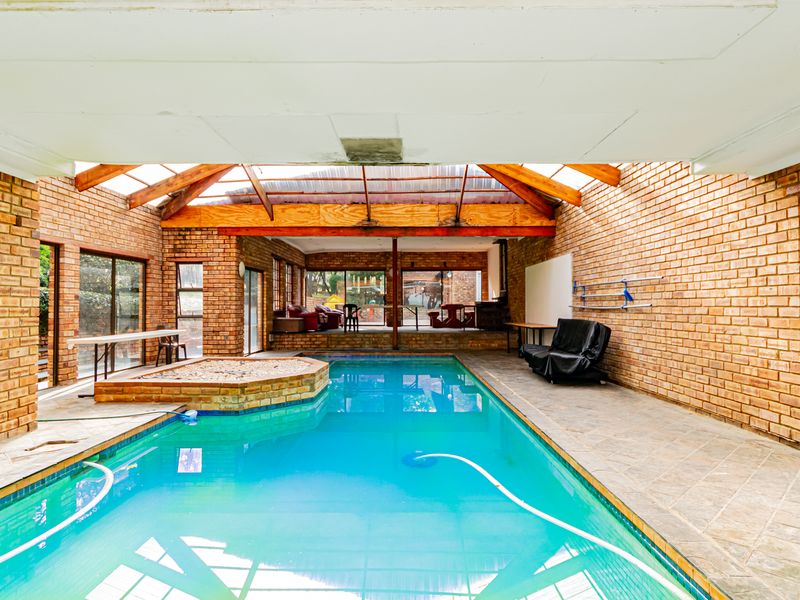 Secure ,tranquil country living - Photo 3