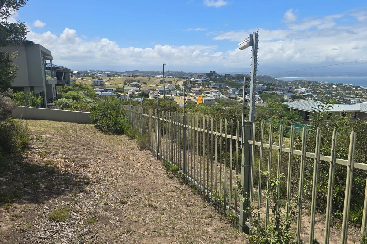 The Ultimate View Stand in Prestigious Whale Rock Heights - Photo 5