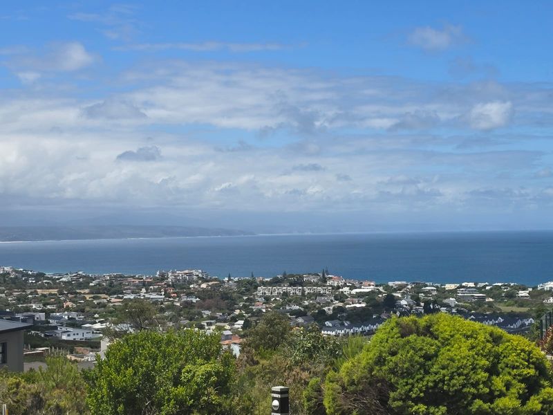 The Ultimate View Stand in Prestigious Whale Rock Heights - Photo 8