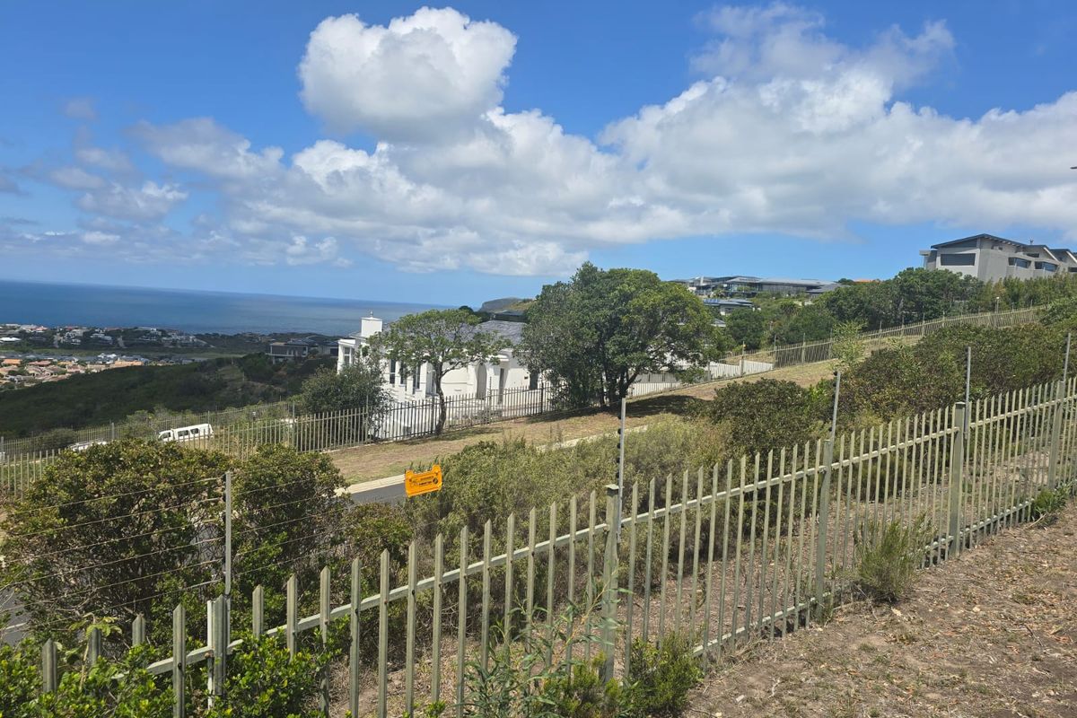 The Ultimate View Stand in Prestigious Whale Rock Heights - Photo 4