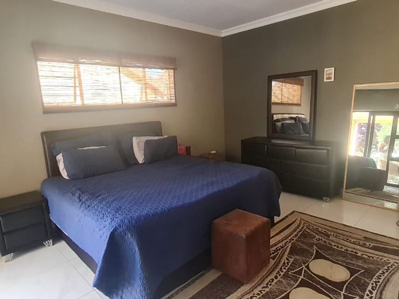 Modern 4-Bedroom Cluster for rent! - Photo 9