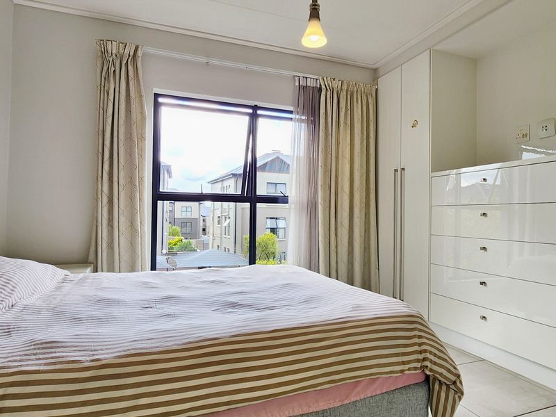 Divine 3-Bedroom First Floor Unit in The Polofields – Perfect Investment or Professional Couple - Photo 10